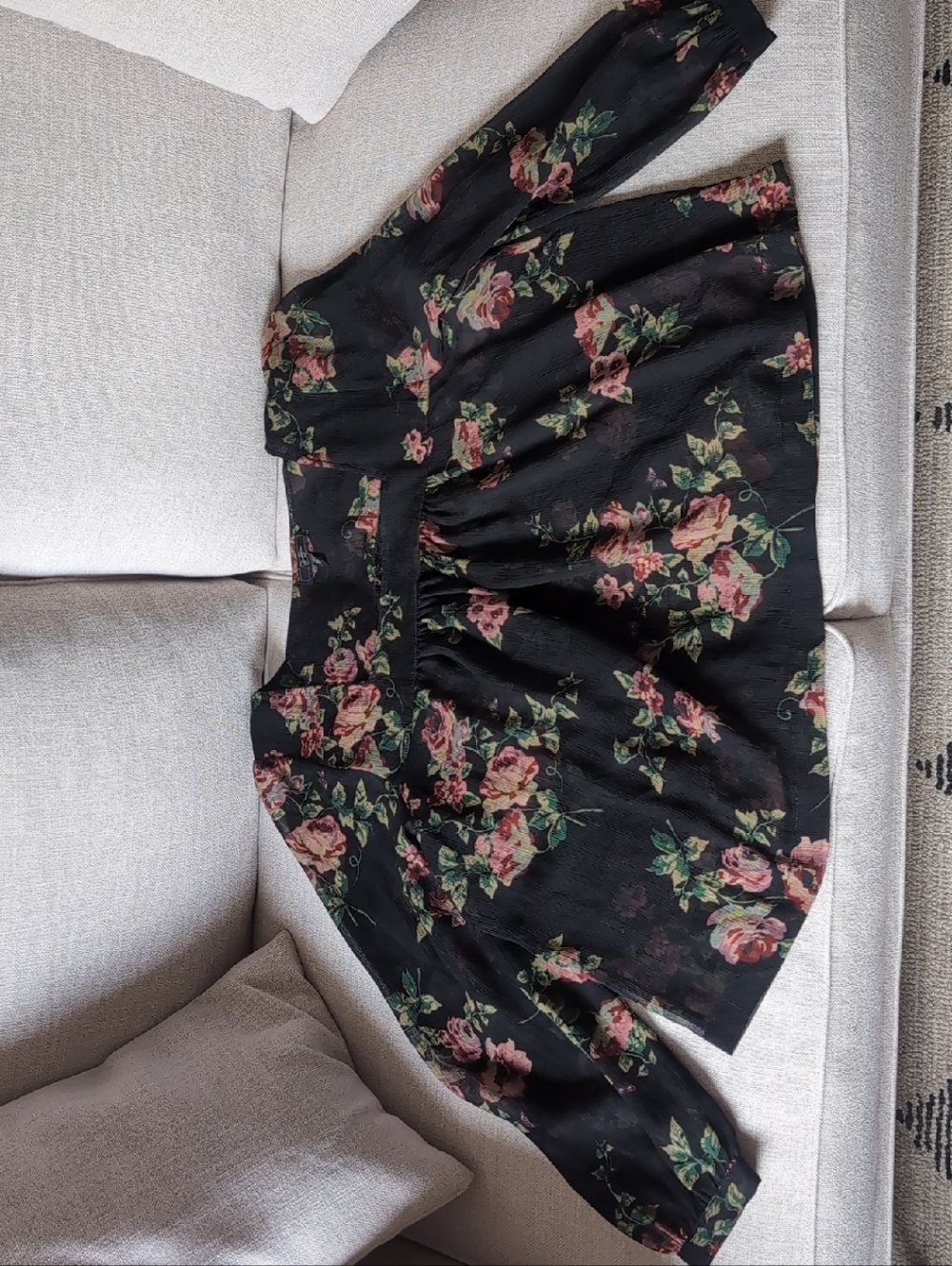 Jessica Simpson Black Floral Blouse